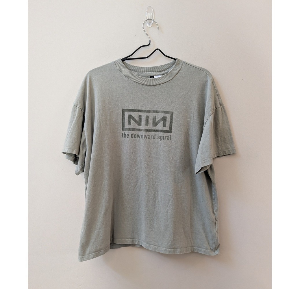 Nine Inch Nails NIN The Downward Spiral Shirt H&M Divided Green Unisex Medium